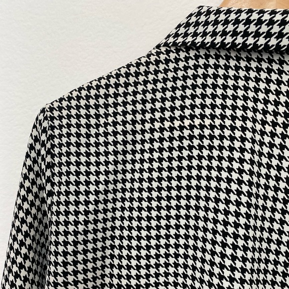 Karen Scott • Houndstooth Black & White Pattern Button Down Longsleeve Blouse - Picture 12 of 13